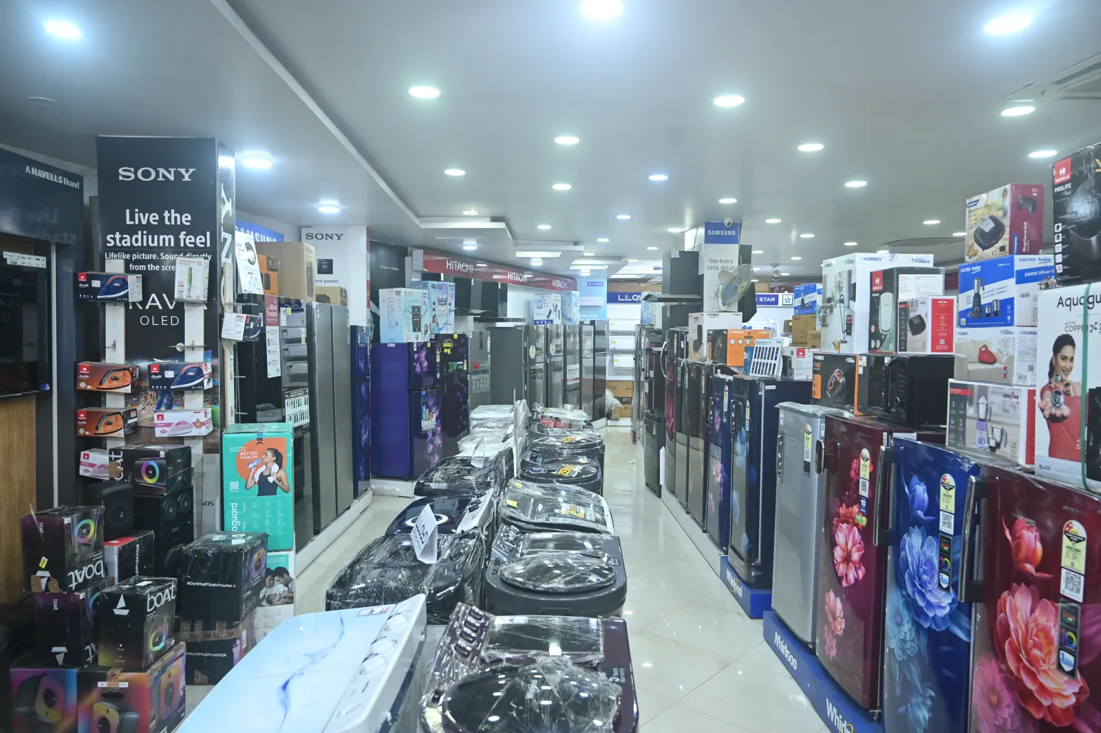 Actual Mango electronics showroom interior